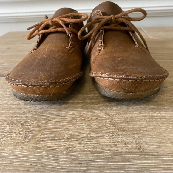 clarks faraway field beeswax
